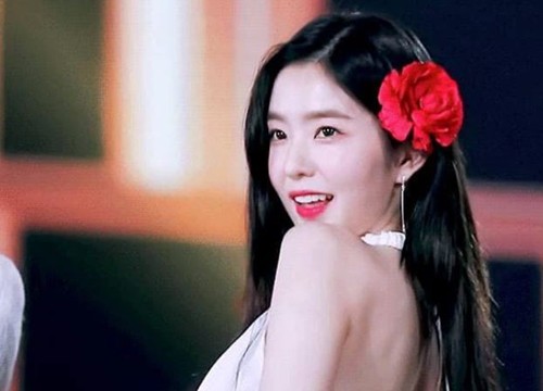 Irene (Red Velvet) tự chọn fancam huyền thoại của mình, hội chị em cùng nhóm phản ứng thế nào?