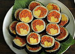 Kimbap trứng và cà rốt tiết kiệm cho bữa ăn nhẹ