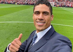 Ronaldo trầm trồ trước lễ ra mắt của Varane