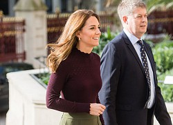 Trước khi trở thành công nương, Kate Middleton từng có những lần mặc xuyên thấu và "thả rông" táo bạo tới vậy