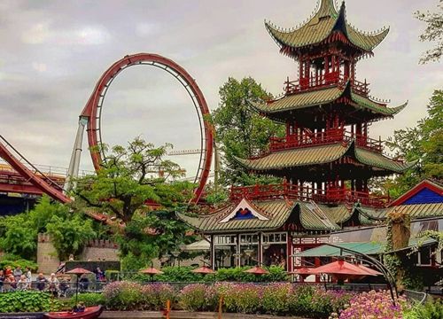 Cuộc dạo chơi kỳ thú trong khu vườn cổ tích Tivoli Gardens ở Copenhagen