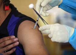 Tiêm mũi hai chậm hơn khuyến cáo có giảm hiệu quả vaccine?