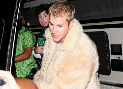 Vắng Hailey Baldwin, Justin Bieber một mình đến dự sự kiện lúc tối muộn