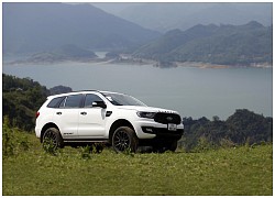 Bảng giá xe Ford tháng 8: Ford Everest ưu đãi 20 triệu đồng.