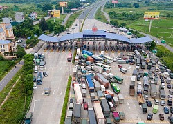 Bát nháo tài xế dùng thẻ "luồng xanh" sai quy định, phớt lờ Covid-19