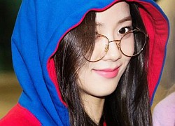 Cả nhóm BLACKPINK rủ nhau đeo kiểu kính vừa cute lại vừa &#8216;hack tuổi&#8217; cực đỉnh