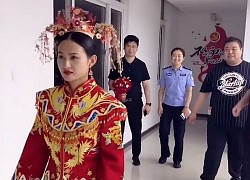 Chú rể ở tuyến đầu chống dịch, cô dâu làm đám cưới một mình, trên đường về nhà chồng điều bất ngờ đã đến