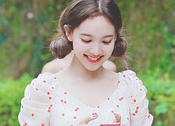 Nayeon (TWICE) đúng là &#8220;nữ thần váy trắng&#8221; khi có loạt khoảnh khắc thời trang đẹp mê hồn, antifan ngắm chắc cũng phải rung động