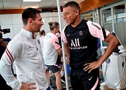 Tỏ ra thân thiết với Messi chỉ là &#8220;bề nổi&#8221;, Mbappe đang dần xa cách ở PSG?