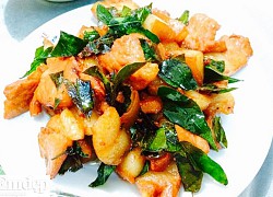 Cách chế biến món thịt lợn mán xào lá móc mật thơm ngậy