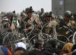 Cuộc di tản "bước qua xác chết" của gia đình Afghanistan 16 người