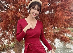 Diện đồ công sở cực ngắn, hot girl lộ rõ lỗi thẩm mỹ khi phối đồ