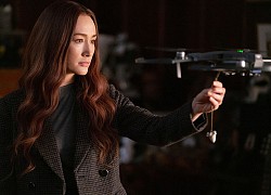 Netizen thế giới thót tim hậu trường đả nữ gốc Việt Maggie Q rơi tự do ở tòa nhà cao tầng, khen phim nức nở vì mãn nhãn