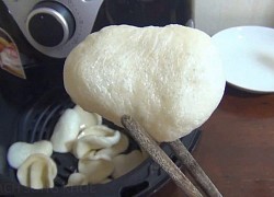 Rán phồng tôm cứ làm theo cách này là thơm ngon, giòn rụm mà không tốn 1 giọt dầu