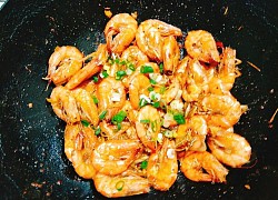 Tôm xào với gì thì ngon? 4 món tôm xào đậm đà ngon nức nở cho cơm nhà thêm rôm rả