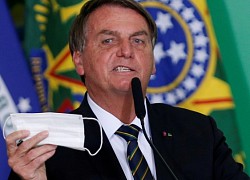 Tổng thống Brazil muốn bỏ quy định đeo khẩu trang