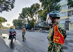 TP.HCM: Nhiều người phải quay đầu xe vì 'giấy thông hành' không hợp lệ