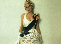 Váy người hầu từ nông thôn đến sàn catwalk