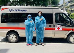 Việt Hương chi 300 triệu mua xe cứu thương thứ 4, chở oxy cho bà con
