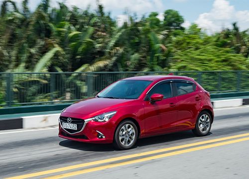 Bảng giá xe Mazda tháng 8: Mazda2 Sedan ưu đãi tương đương 50% lệ phí trước bạ