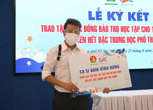 Đàm Vĩnh Hưng tiếc nuối vì không có 96 tỷ để giúp nhiều em học sinh