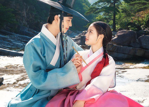 'Lovers of the red sky': Tam giác tình yêu 'khó chọn lựa' của 3 nhân vật chính, Gong Myung tham gia phim vì Kim Yoo Jung