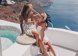 'Say nắng' vẻ đẹp như tranh vẽ của Iconic Santorini Hotel, khách sạn sang trọng bên bờ biển ở Hy Lạp