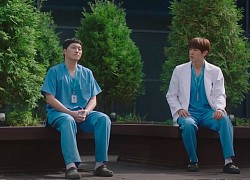 Preview Hospital Playlist 2 tập 11: Người gặp tai nạn là Ik Jun, cặp Gấu chưa đến với nhau đã phải lìa xa vì chi tiết này?