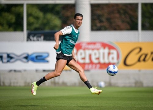 Ronaldo xin nghỉ sớm trong buổi tập của Juventus