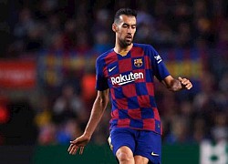 Thêm Busquets giảm và hoãn lương, Barca có thể đăng ký Aguero thi đấu