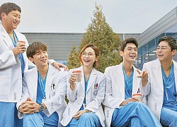 10 phim Hàn có rating mở màn cao nhất đài tvN: Hospital Playlist 2 "nắm trùm", Hometown Cha-Cha-Cha cũng chả vừa