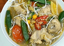 2 Cách nấu canh gà nấu chua và lá é đơn giản, thơm ngon ngất ngây