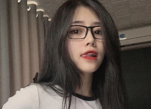 Đăng hình lấp lửng khoe vẻ sexy gây tò mò, nữ streamer gen Z khiến cộng đồng mạng đua nhau xin "ảnh full"