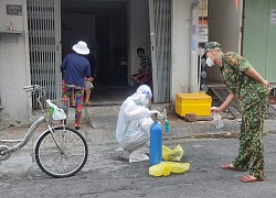 Nam thanh niên tình nguyện không dám về nhà vì sợ nguy hiểm