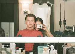 Ảnh Tom Holland và Zendaya ở hậu trường phim