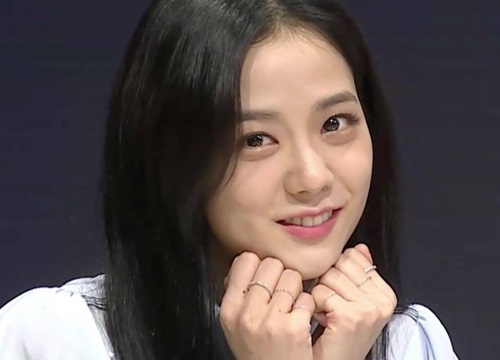 Nhược điểm nhan sắc "trí mạng" của Jisoo, makeup sơ sẩy là già ngay chục tuổi, lộ visual lão hóa không phanh