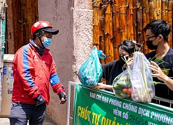 TP Hồ Chí Minh: Shipper đi chợ hộ đã tăng tốc độ giao hàng