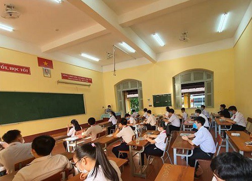 Cần Thơ: Tạm thời không thu học phí học kỳ I năm học 2021 - 2022