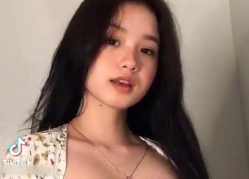 Cô bé là lý do khiến bao chàng trai chơi TikTok giờ ra sao?