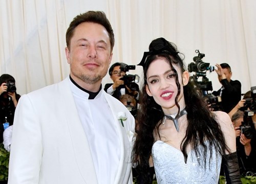 Công ty của idol gặp khủng hoảng tài chính, fan LOONA "cầu cứu" tỷ phú Elon Musk