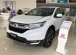 Honda CR-V giảm giá 125 triệu đồng tiền mặt, 70 triệu đồng phụ kiện