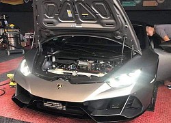 Lamborghini Huracan EVO không dưới 15 tỷ tại Việt Nam lộ nội thất