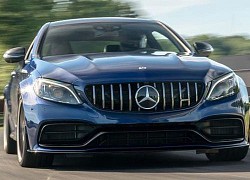 Mercedes-Benz ngừng bán xe động cơ V8 vì kém chất lượng?