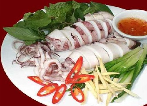 Món mực hấp hành gừng giòn ngọt thơm phức