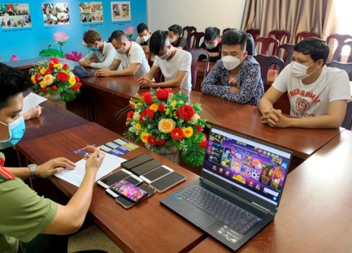 Tổ chức đánh bạc qua game online, ăn thua tiền tỷ