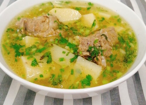 Cách nấu canh măng tươi nấu xương thơm ngon, đơn giản tại nhà