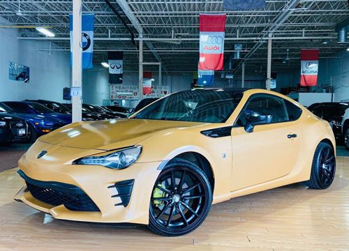 Chiếc Toyota 86 mang phong cách siêu xe Lamborghini