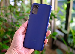 Galaxy A03s - pin lâu, giá 3 triệu đồng