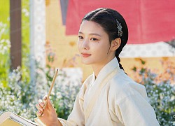 Kim Yoo Jung và 3 tạo hình cổ trang gây thương nhớ: Bom tấn Hong Chun Gi vẫn thua xa "tiên tử" 17 tuổi