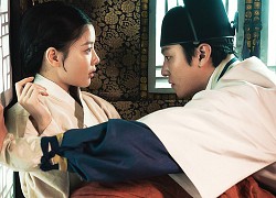 'Lovers of the red sky' tập 5-6: Kim Yoo Jung bị 'đòi lại' đôi mắt, hoàng tử Gong Myung gặp rắc rối?